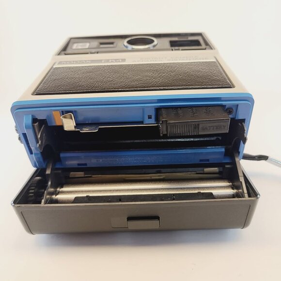 Kodak EK4 Instant Camera - Picture 6 of 10